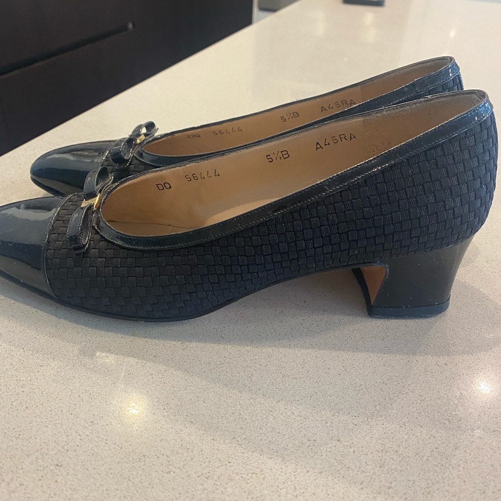 Salvatore Ferragamo | Vara Mini Bow Pumps 5.5 B